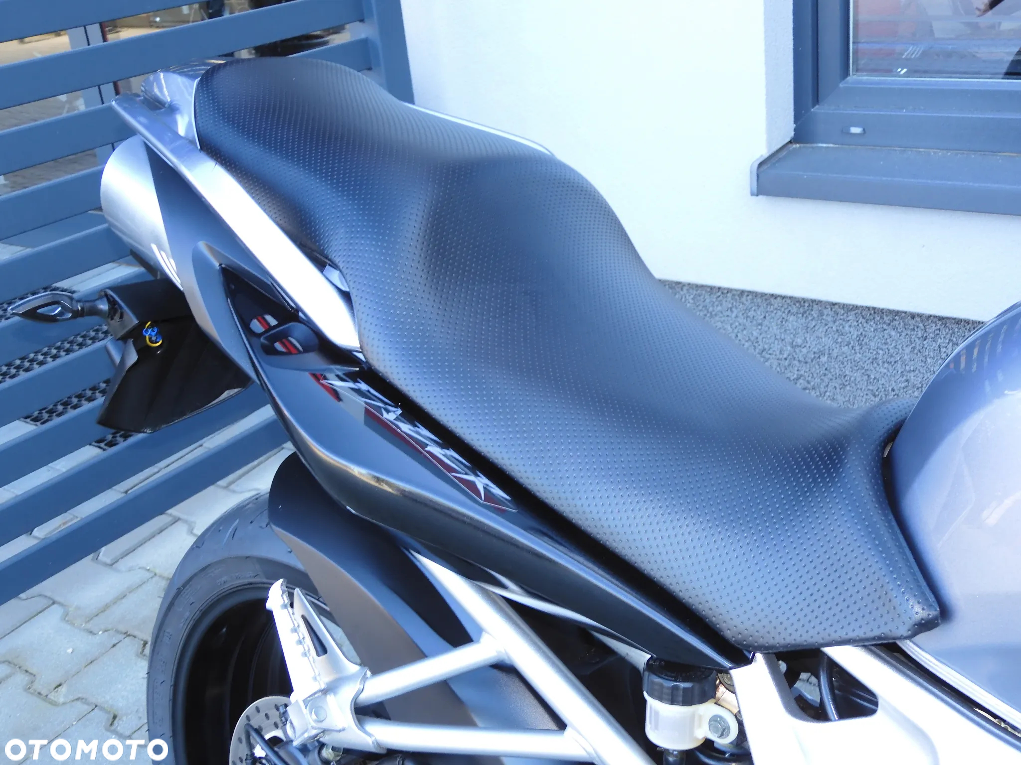 Yamaha FZ6 - 17