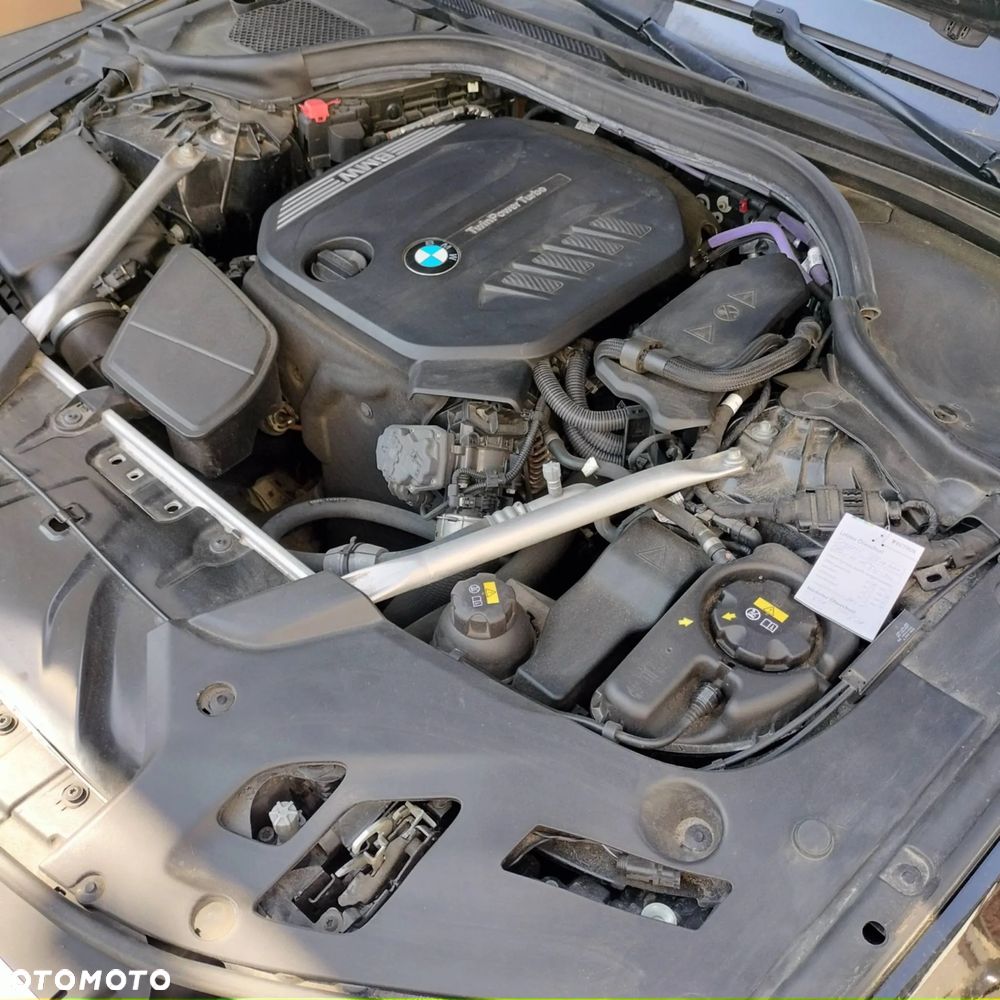 BMW Seria 5 - 16