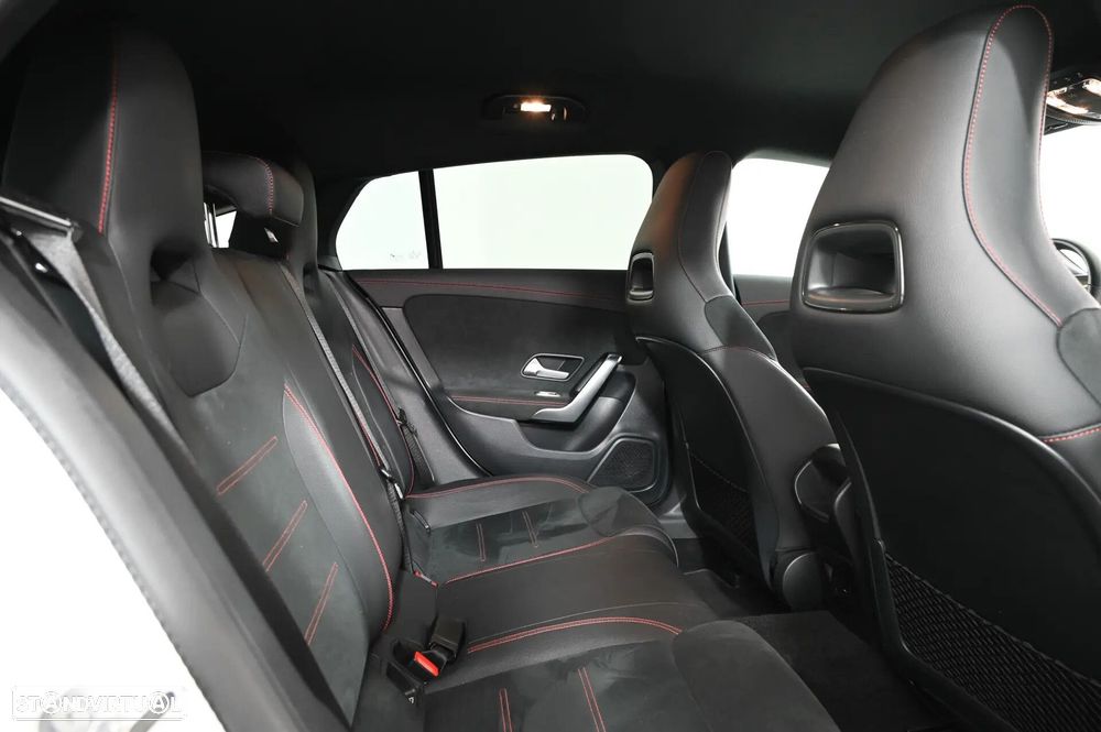 Mercedes-Benz CLA 180 - 26