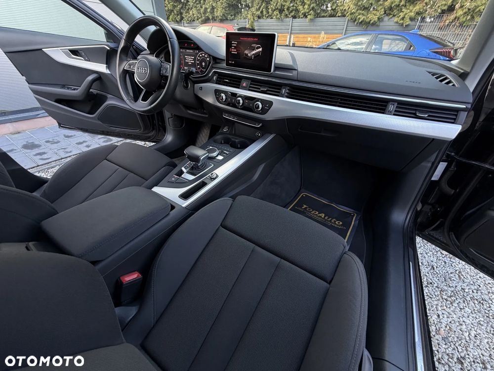 Audi A4 Avant 2.0 TFSI ultra Sport S tronic - 16