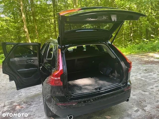 Volvo XC 60 B4 B Momentum Pro - 15