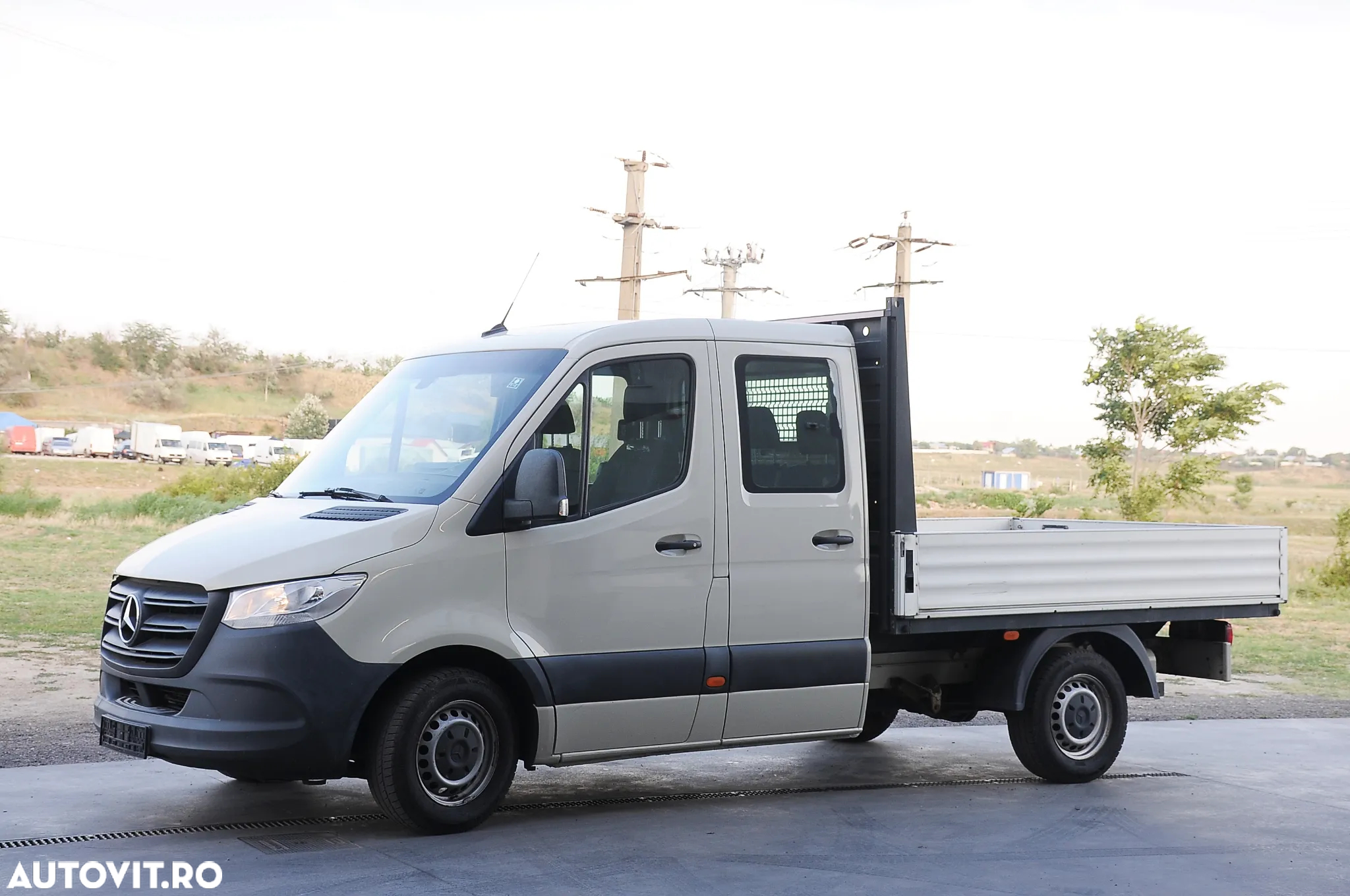 Mercedes-Benz Sprinter - 15