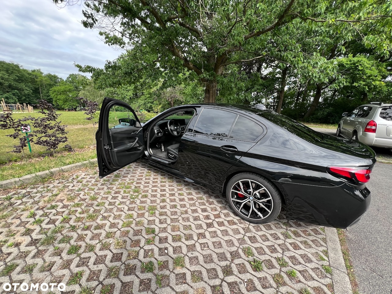 BMW Seria 5 530i xDrive mHEV - 3