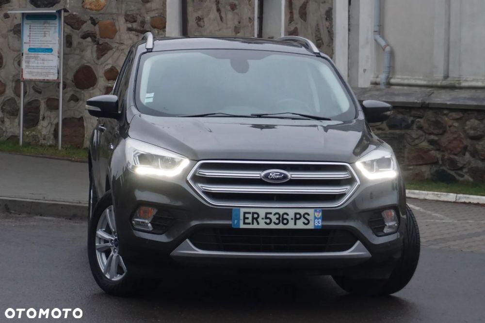 Ford Kuga 2.0 TDCi 2x4 Titanium - 3