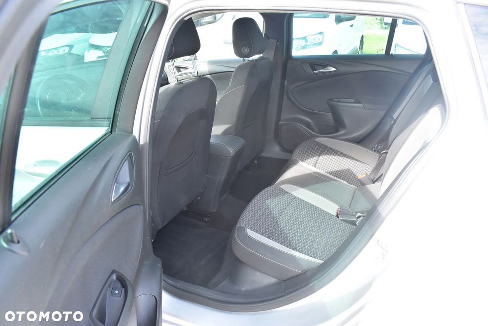 Opel Astra V 1.5 CDTI Edition S&S - 13