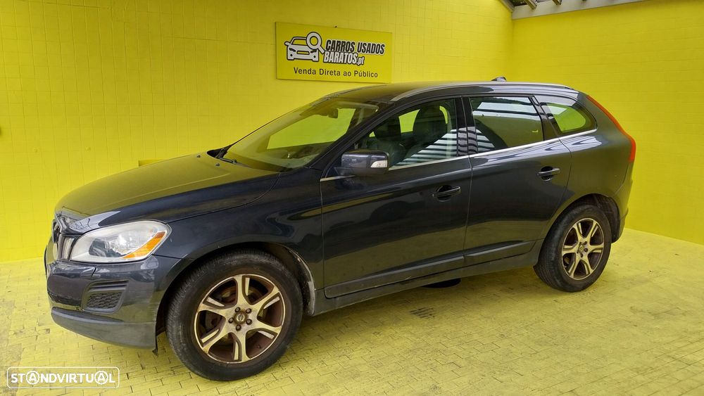 Volvo XC 60 D5 Momentum - 4