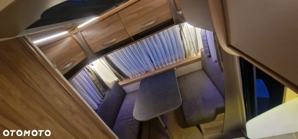 Hymer-Eriba Nova light 442 - 6