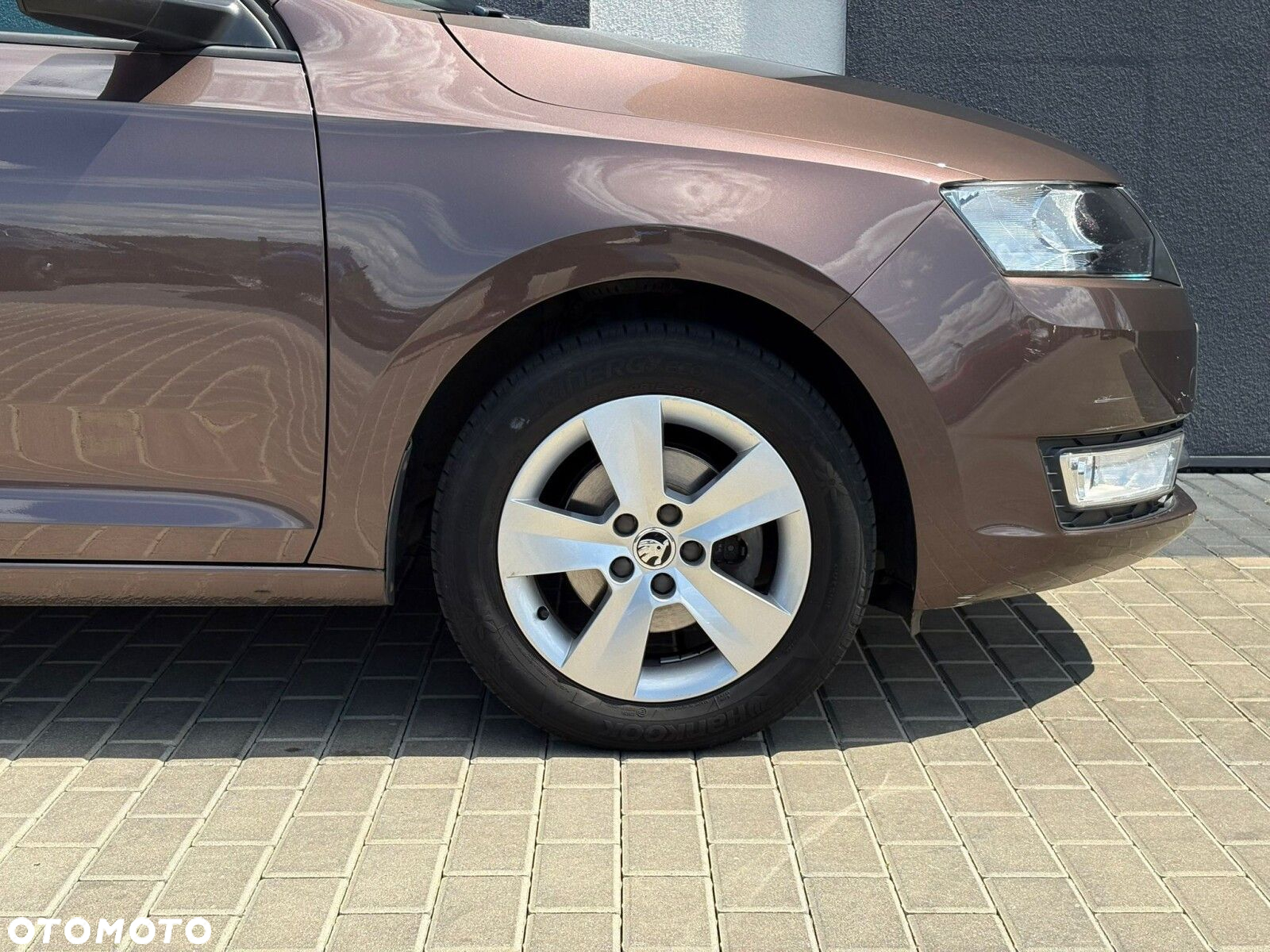 Skoda RAPID 1.2 TSI Ambition - 16
