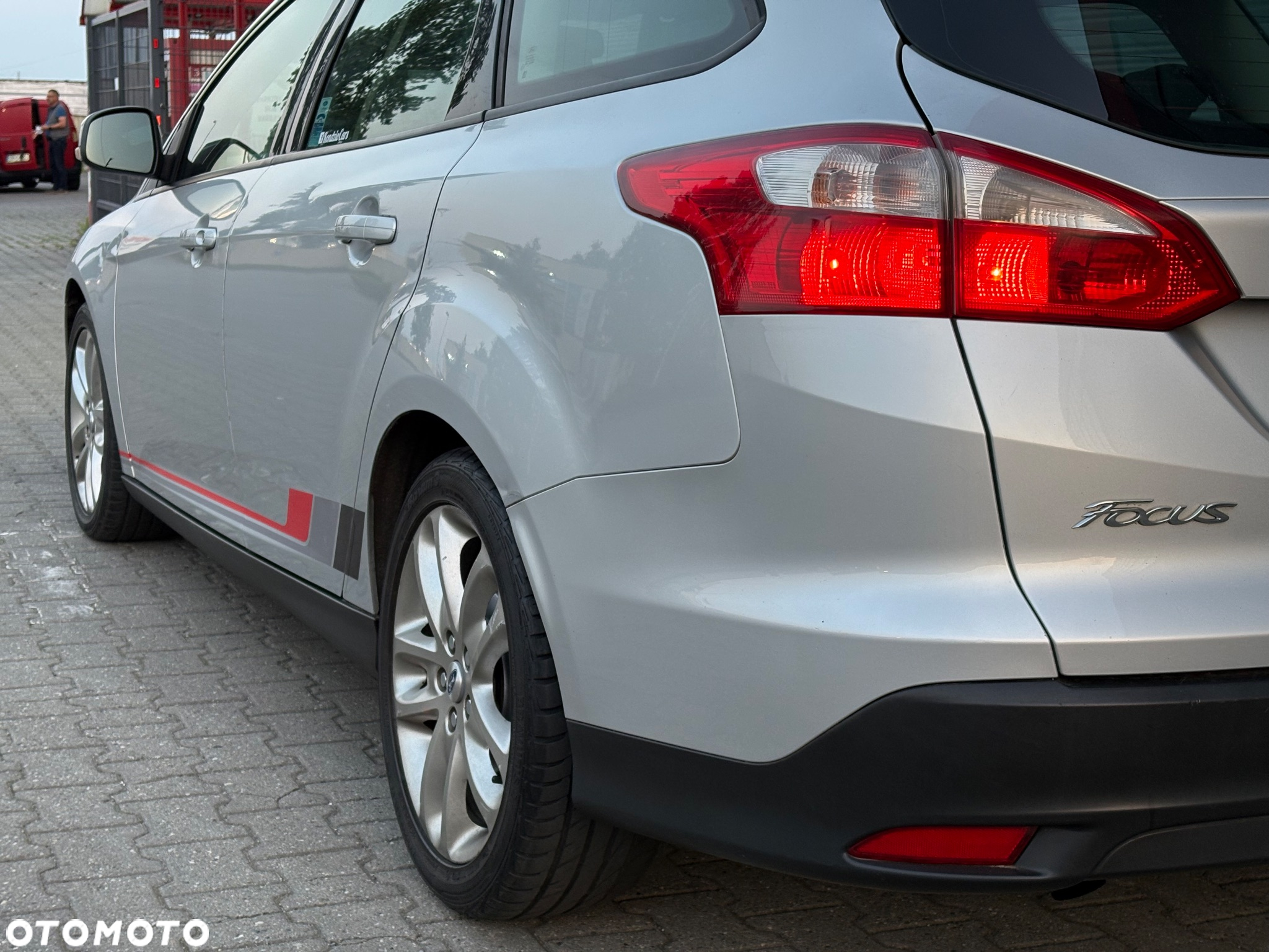 Ford Focus 1.6 TDCi Ambiente - 9
