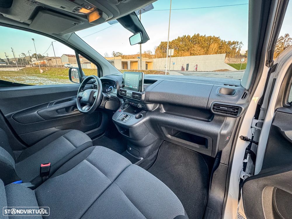 Citroën E-Berlingo XL 50KWh Full Extras - 16