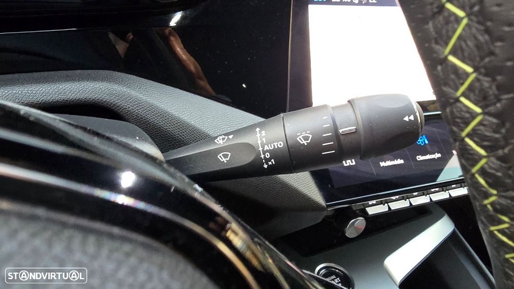Peugeot 408 1.6 Hybrid GT e-EAT8 - 18