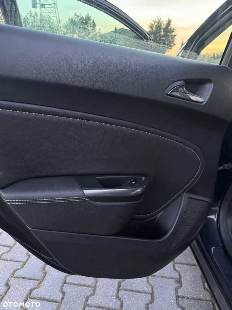 Opel Astra - 16