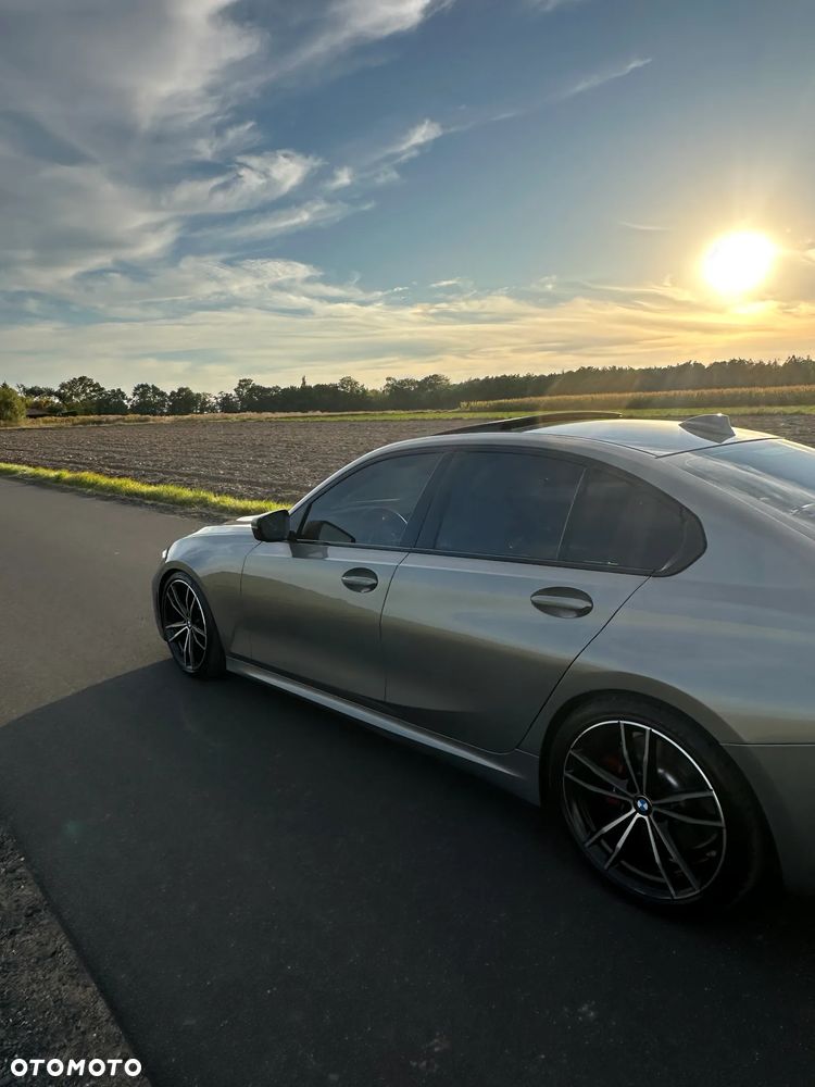 BMW Seria 3 M340i xDrive - 21