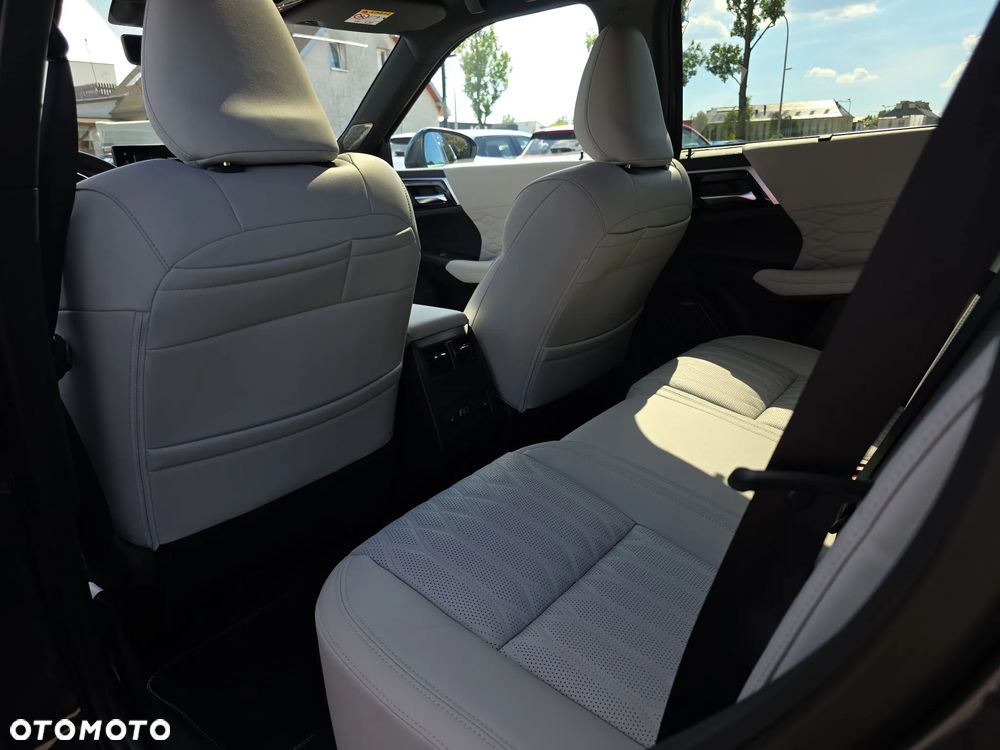 Mitsubishi Outlander Instyle - 24