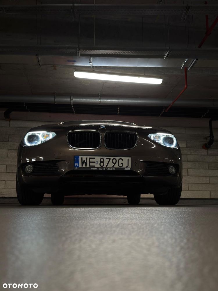 BMW Seria 1 - 21