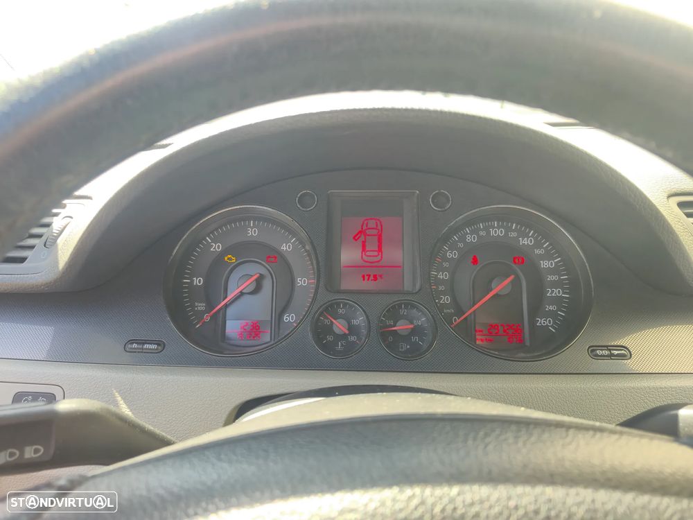 VW Passat Variant 1.9 TDI Confortline - 10