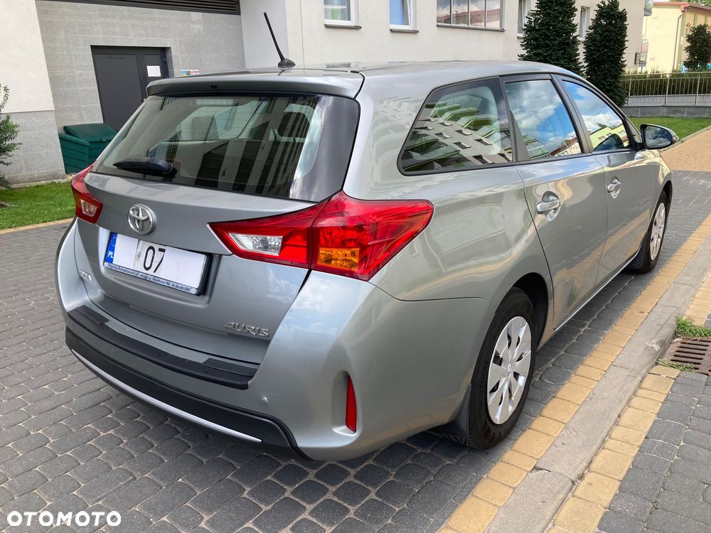 Toyota Auris 1.33 VVT-i Life Comfort - 5