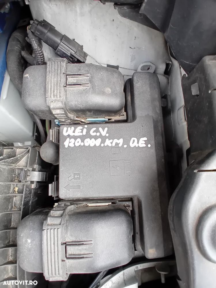 Ford S-Max 2.0 TDCi Powershift Titanium - 21