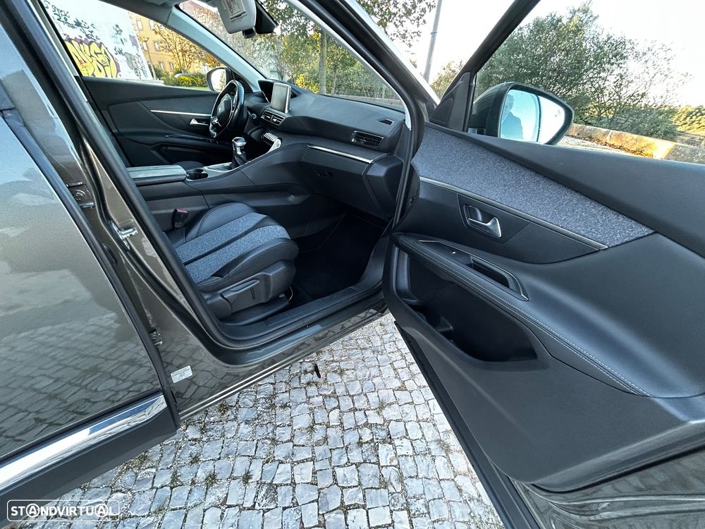 Peugeot 3008 BlueHDi 120 Stop & Start Allure - 11