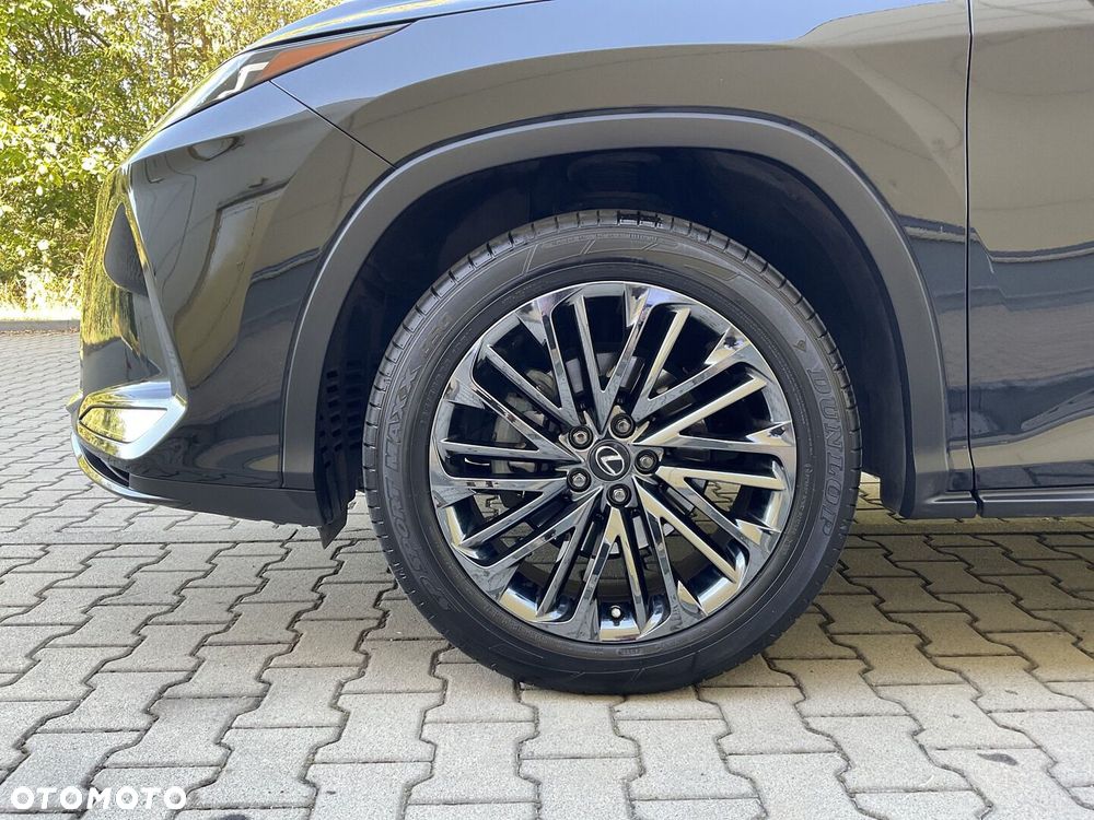Lexus RX 450h F-Impression - 37