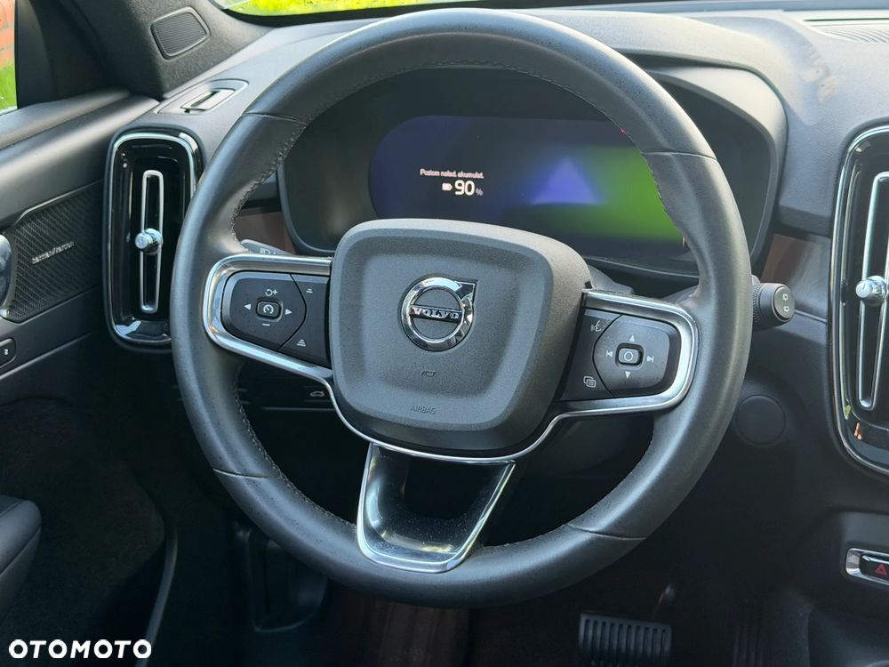 Volvo XC 40 Recharge 82 kWh Single M Extended Range RWD Ultimate - 23