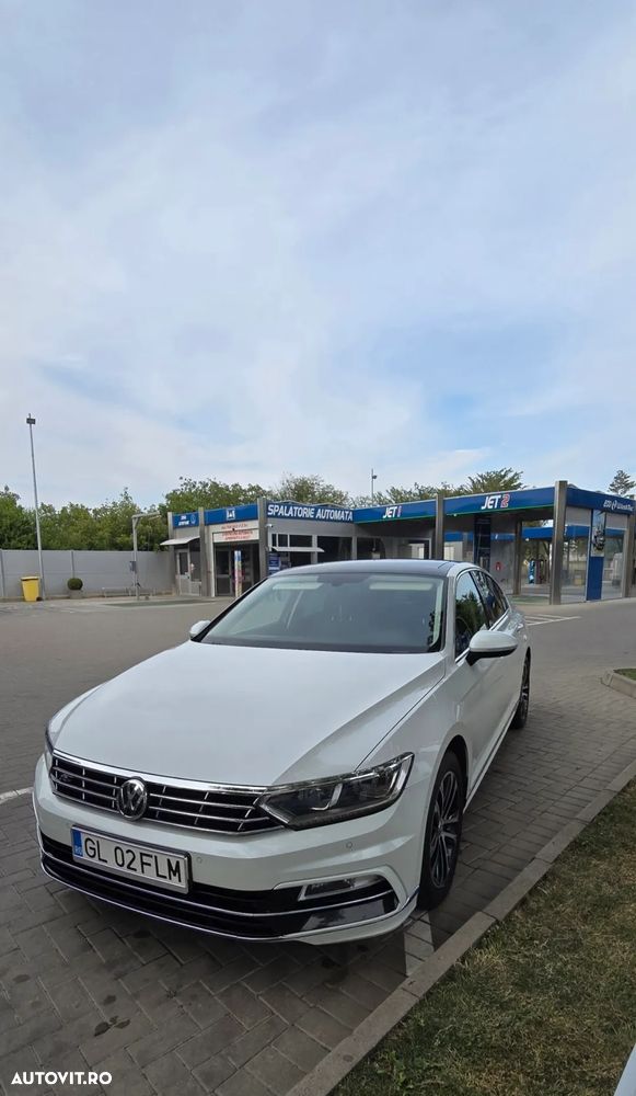 Volkswagen Passat 2.0 TDI R Executive - 22