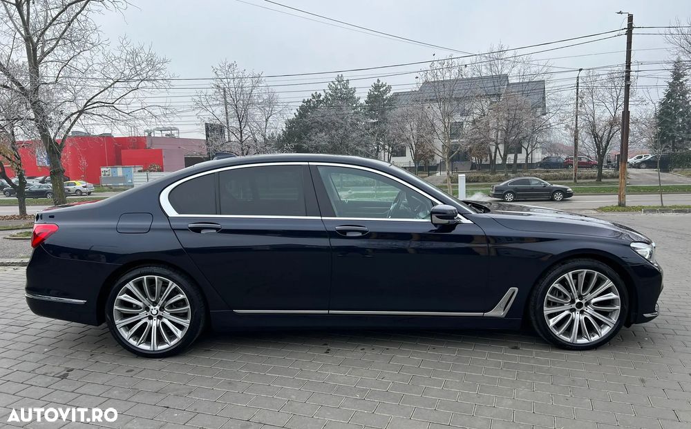 BMW Seria 7 730d xDrive - 9