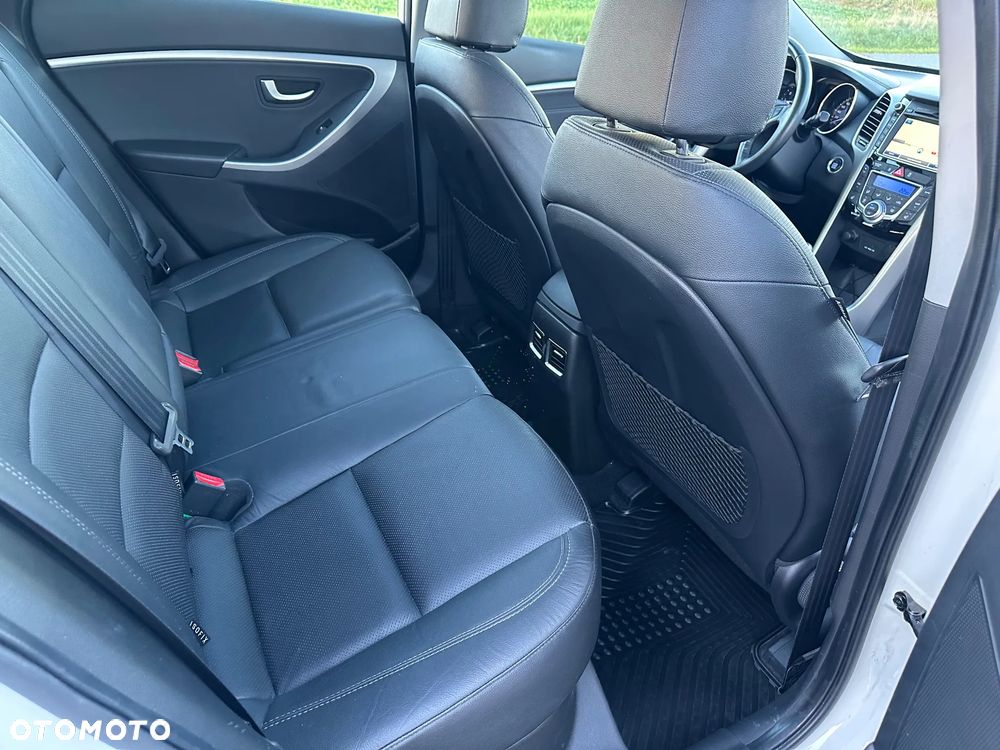Hyundai i30 1.6 Style - 17