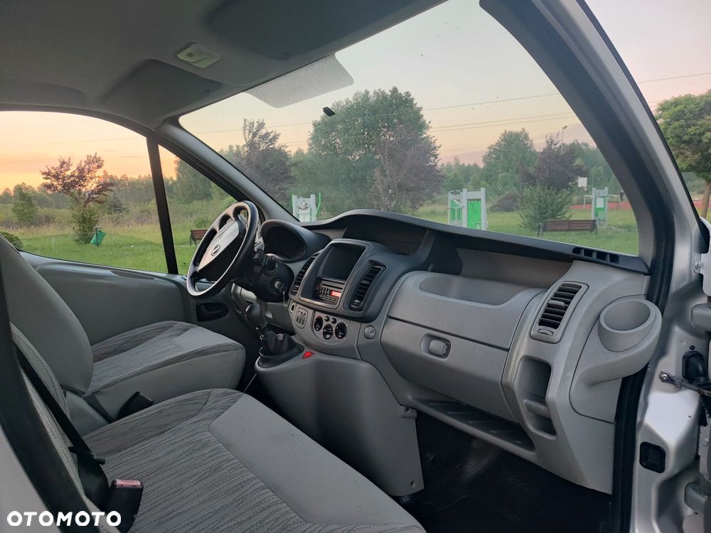 Renault Trafic - 27