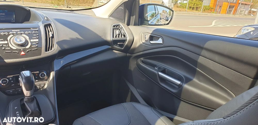 Ford Kuga 2.0 TDCi 4WD Powershift Titanium - 8