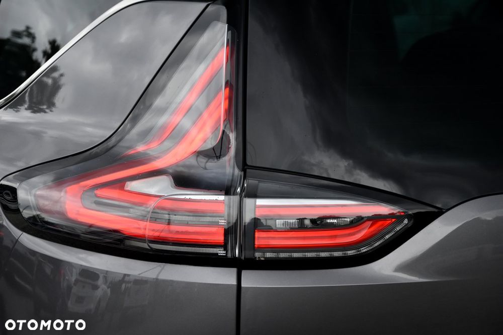 Renault Espace 1.6 dCi Energy Initiale Paris EDC - 10