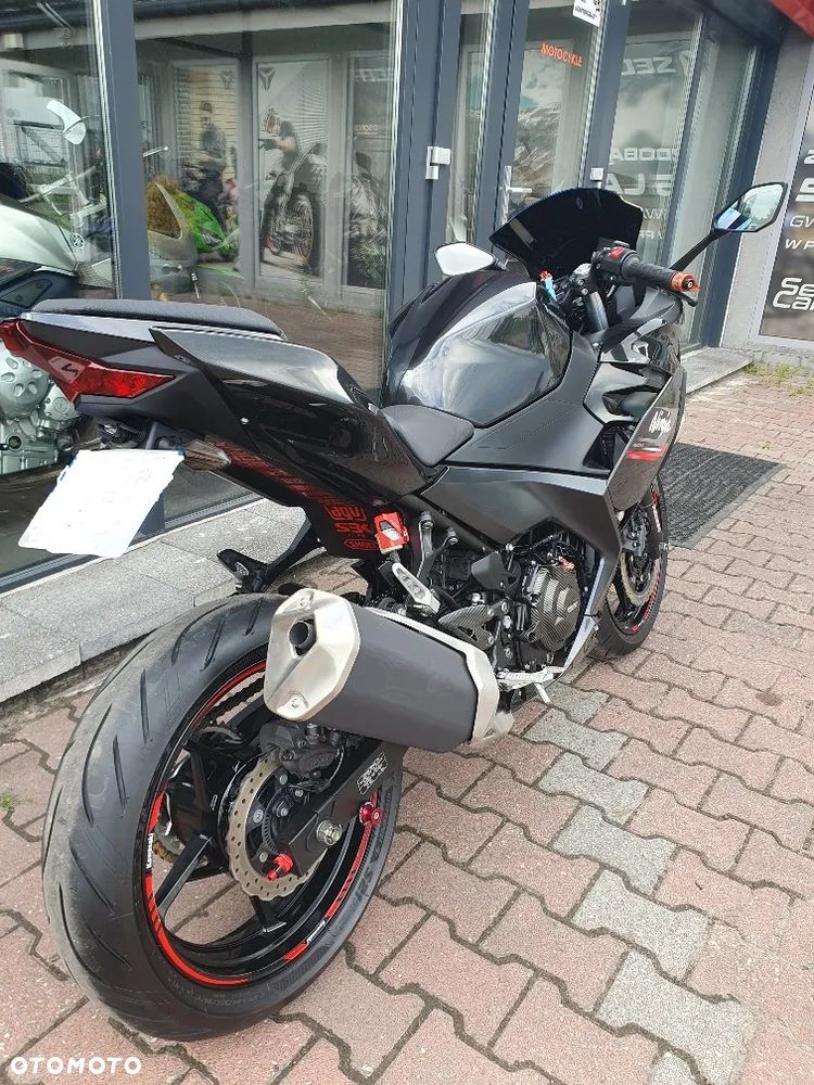 Kawasaki Ninja 400 - 13
