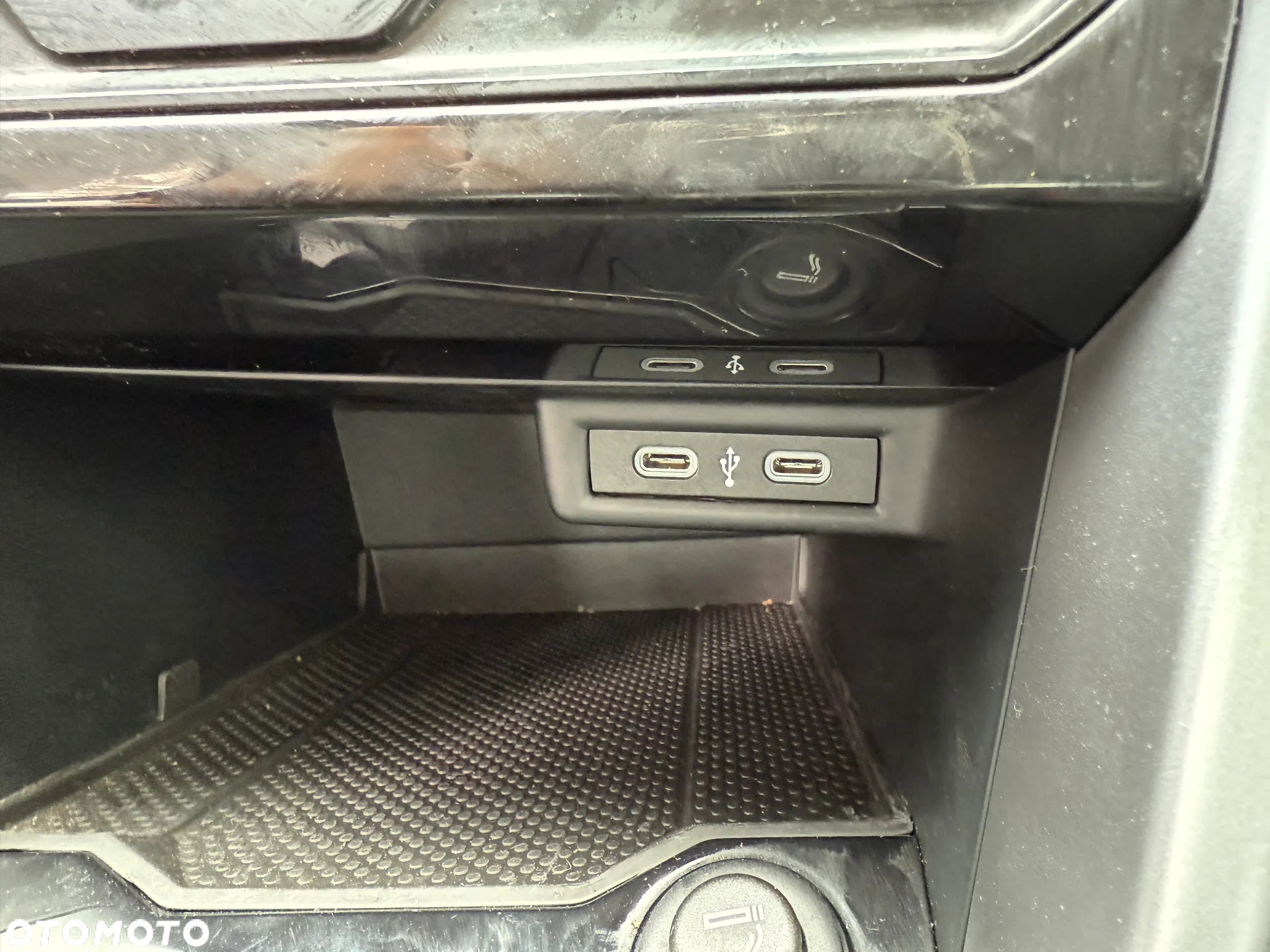 Volkswagen T-Roc 1.5 TSI Life DSG - 13
