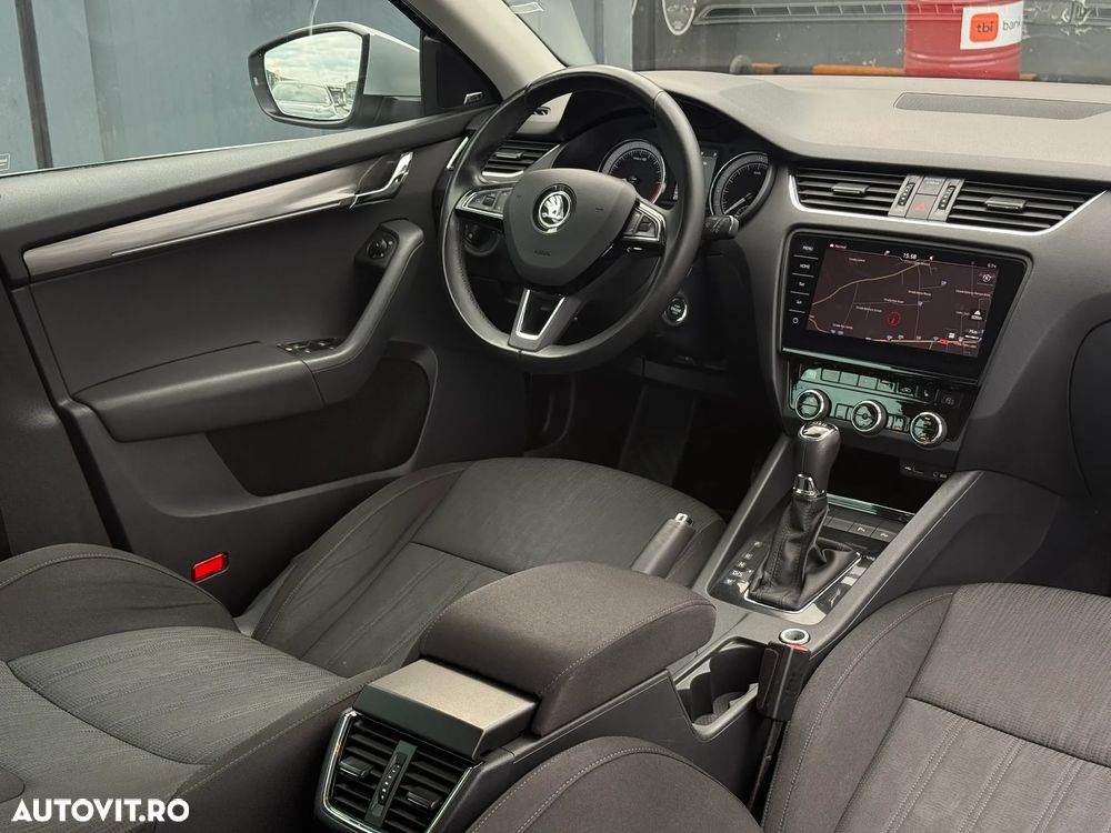 Skoda Octavia 1.6 TDI DSG Ambition - 18