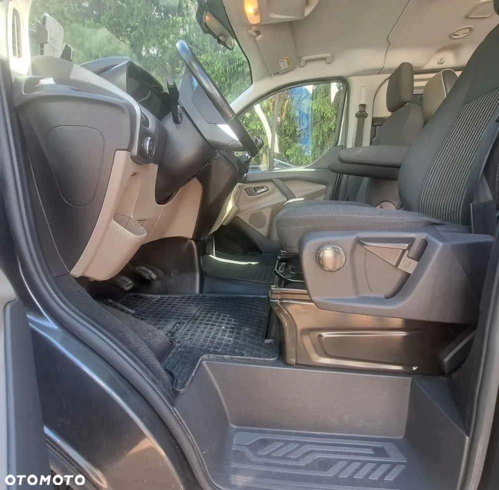 Ford Tourneo Custom 2.0 TDCi L2 Titanium - 13