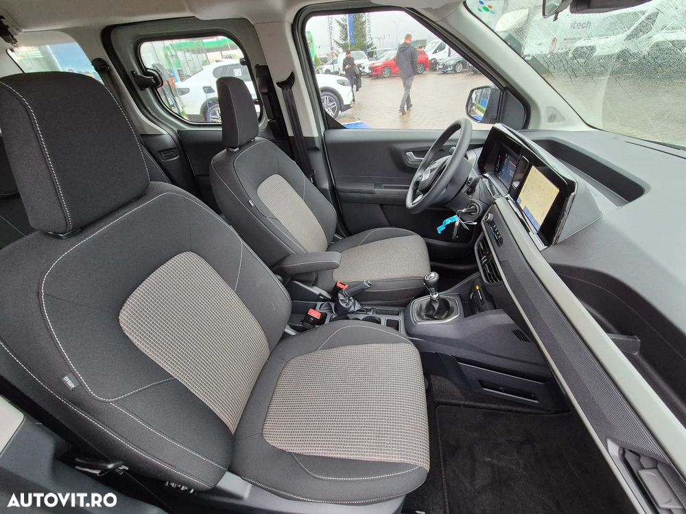 Ford Tourneo Courier - 16