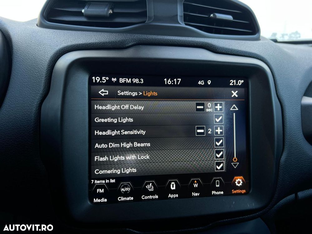 Jeep Renegade 1.3 T-GDI Limited - 25