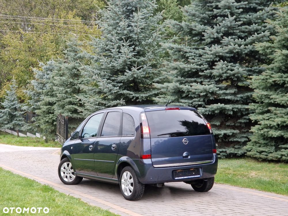 Opel Meriva 1.8 16V (Essentia) - 8