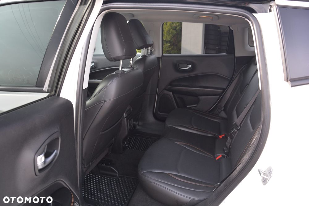 Jeep Compass 1.4 TMair Limited 4WD S&S - 17