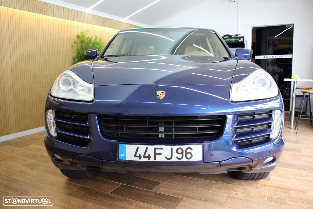 Porsche Cayenne Tiptronic - 7