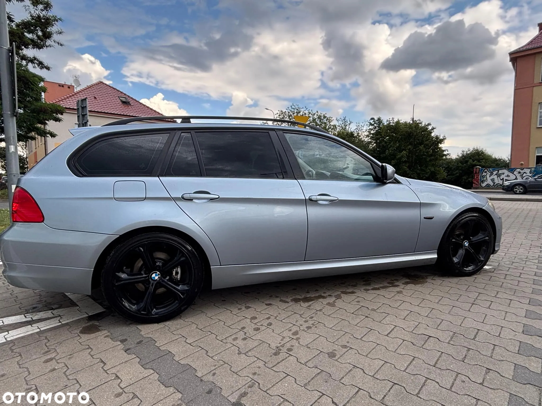 BMW Seria 3 320i Touring Edition Exclusive - 4