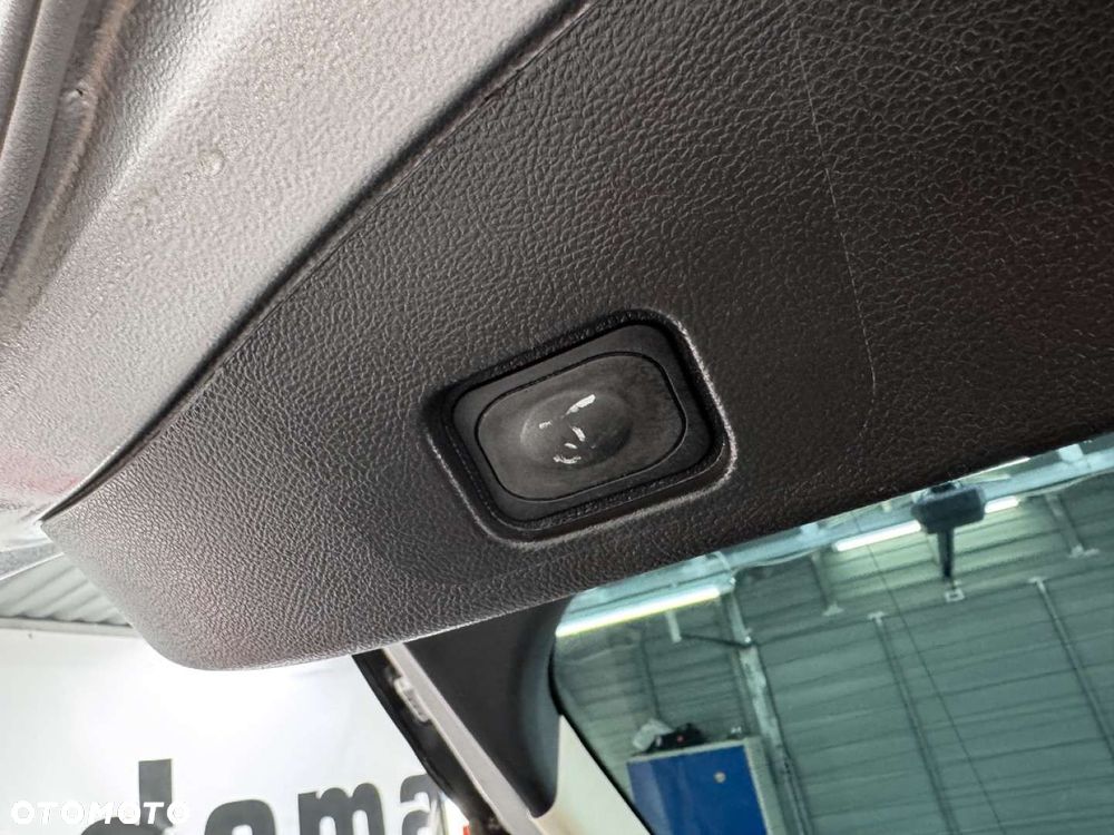 Ford Mondeo 2.0 TDCi Titanium PowerShift - 34