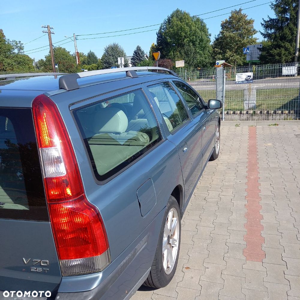 Volvo V70 - 4