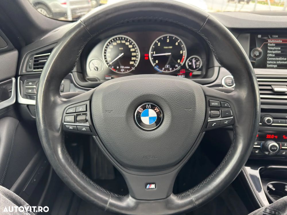 BMW Seria 5 525d xDrive AT - 34