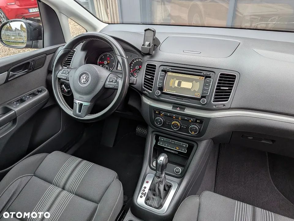 Volkswagen Sharan 2.0 TDI DSG Blue Motion Match - 19