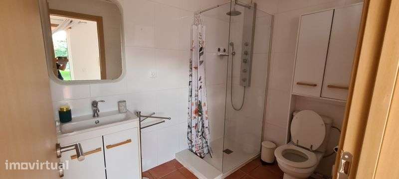 Casa branca   mobilada - Grande imagem: 2/2
