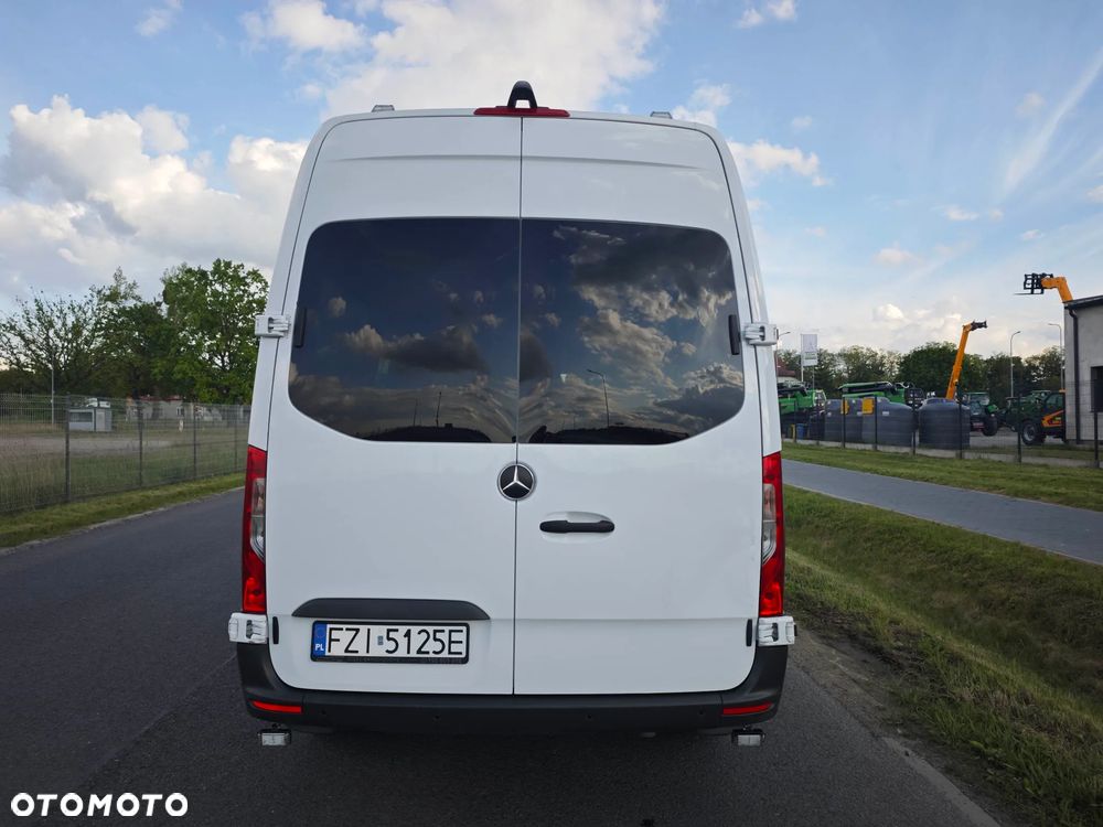 Mercedes-Benz Sprinter Standard PRO 907.233 - 5