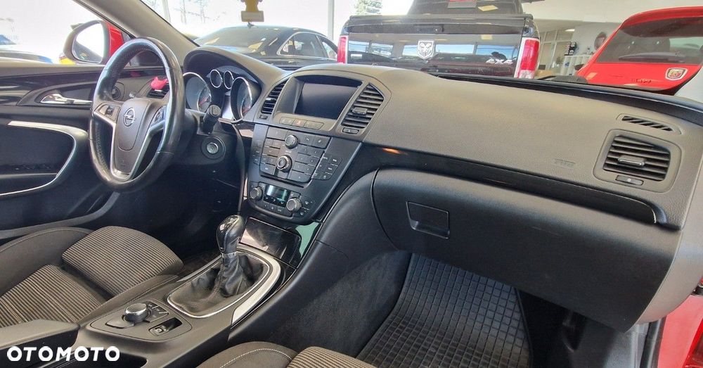 Opel Insignia - 15
