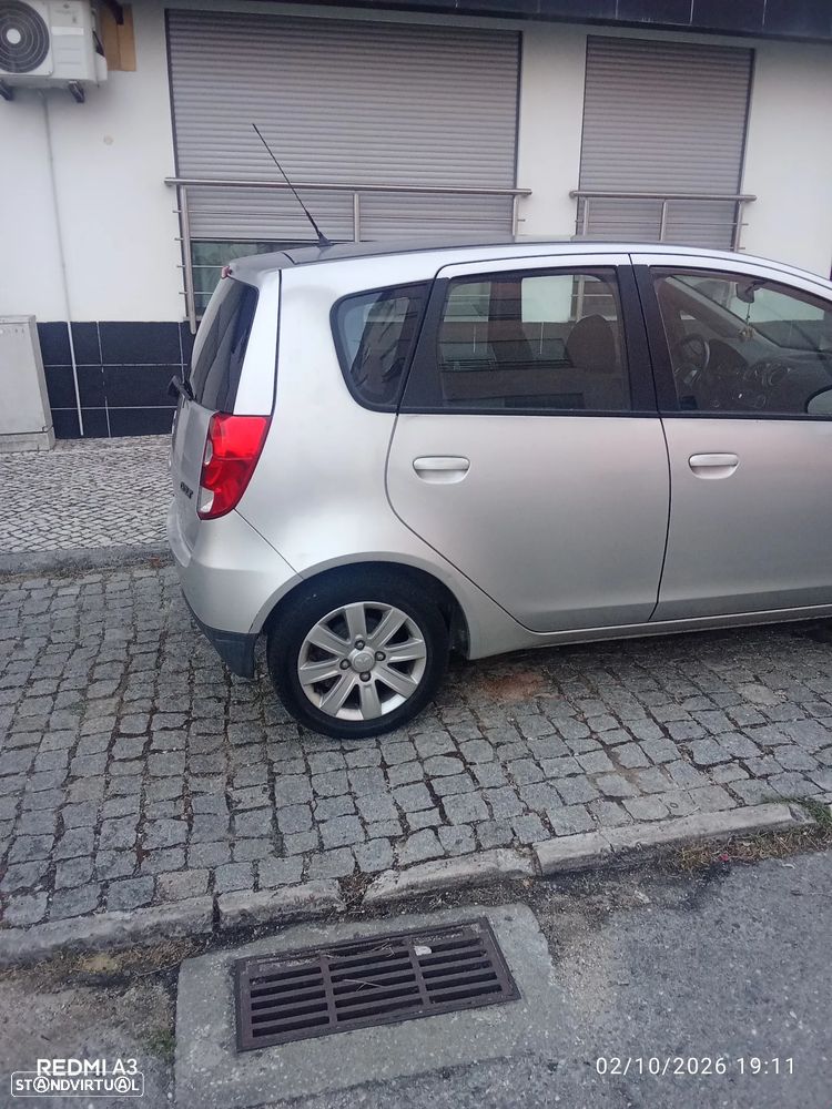 Mitsubishi Colt - 5
