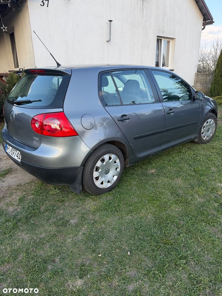 Volkswagen Golf 1.9 TDI Trendline - 4